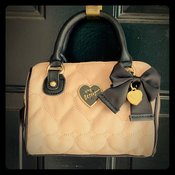 Betsey Johnson blush and black satchel - Picture 1 of 14